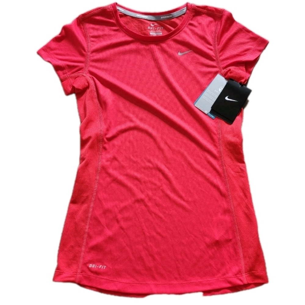 New with Tag NIKE Women's dri-fit Miler Running Shirt top red size XS athletic